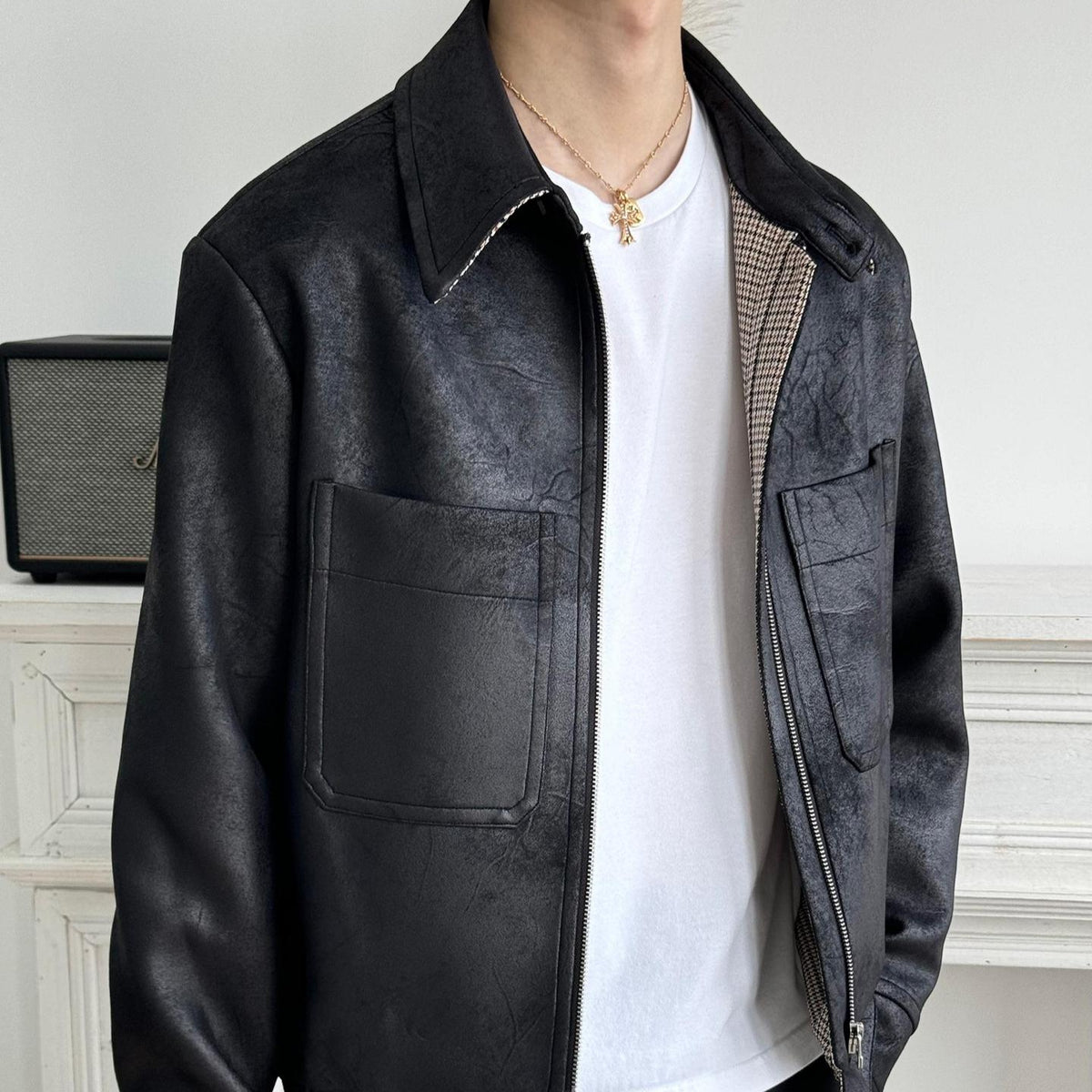Veste homme en similicuir noir, coupe courte et ample