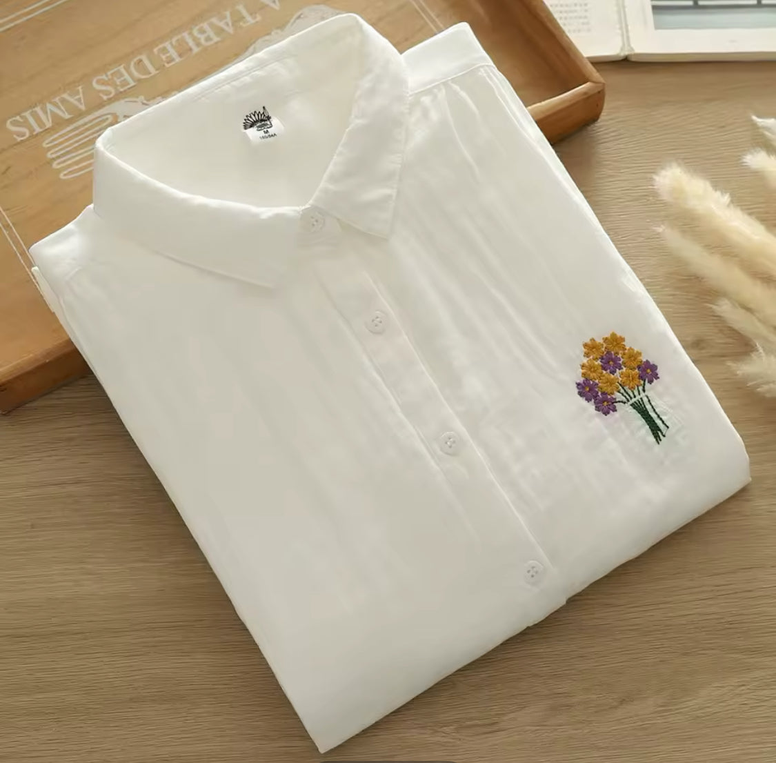Chemise Femme Tendance — Coupe Moderne & Style Polyvalent