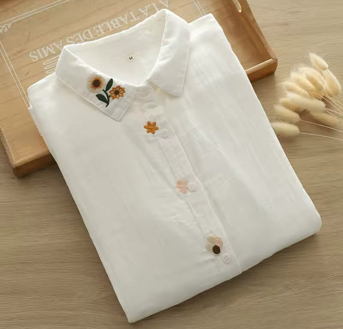 Chemise Femme Tendance — Coupe Moderne & Style Polyvalent