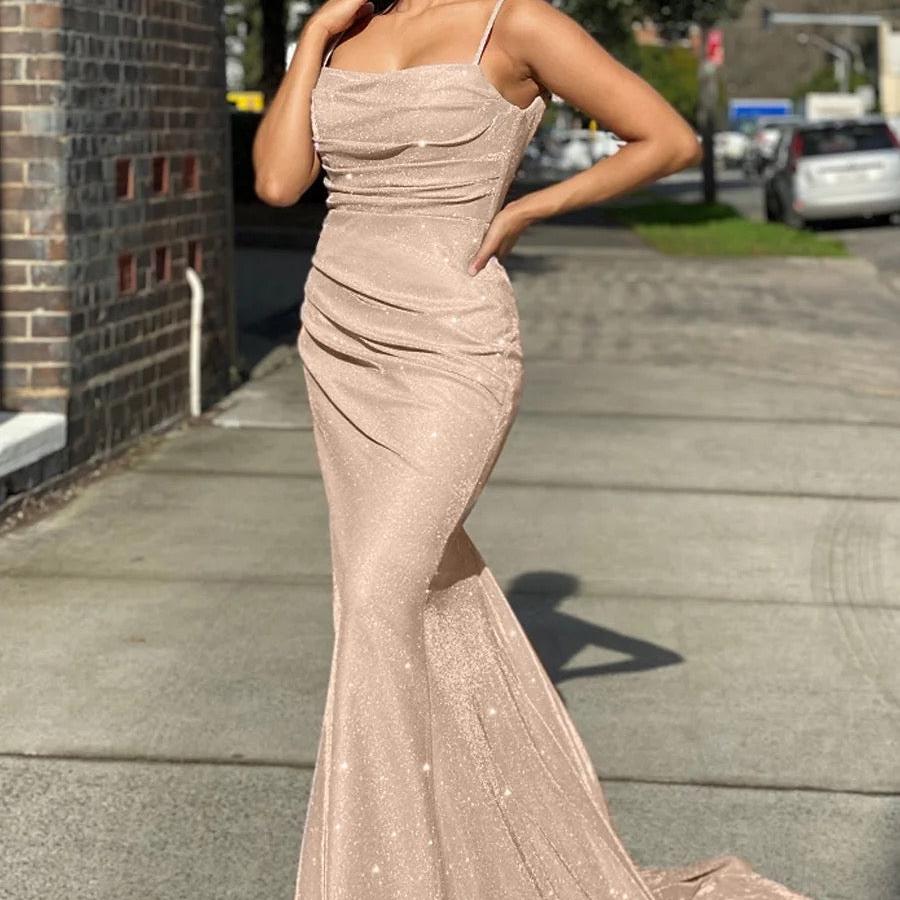 Robe Maxi Satin Col Carré — Robe de Soirée Longue Femme