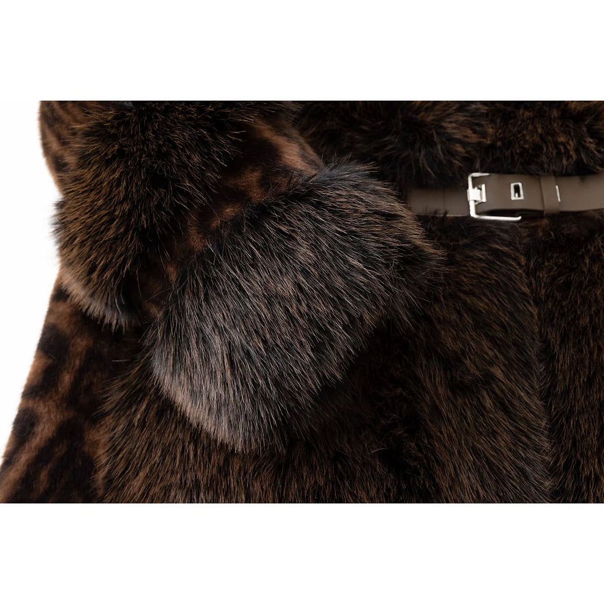 Manteau Fausse Fourrure Léopard Col V — Doux, Chaud & Chic | Automne Hiver Femme